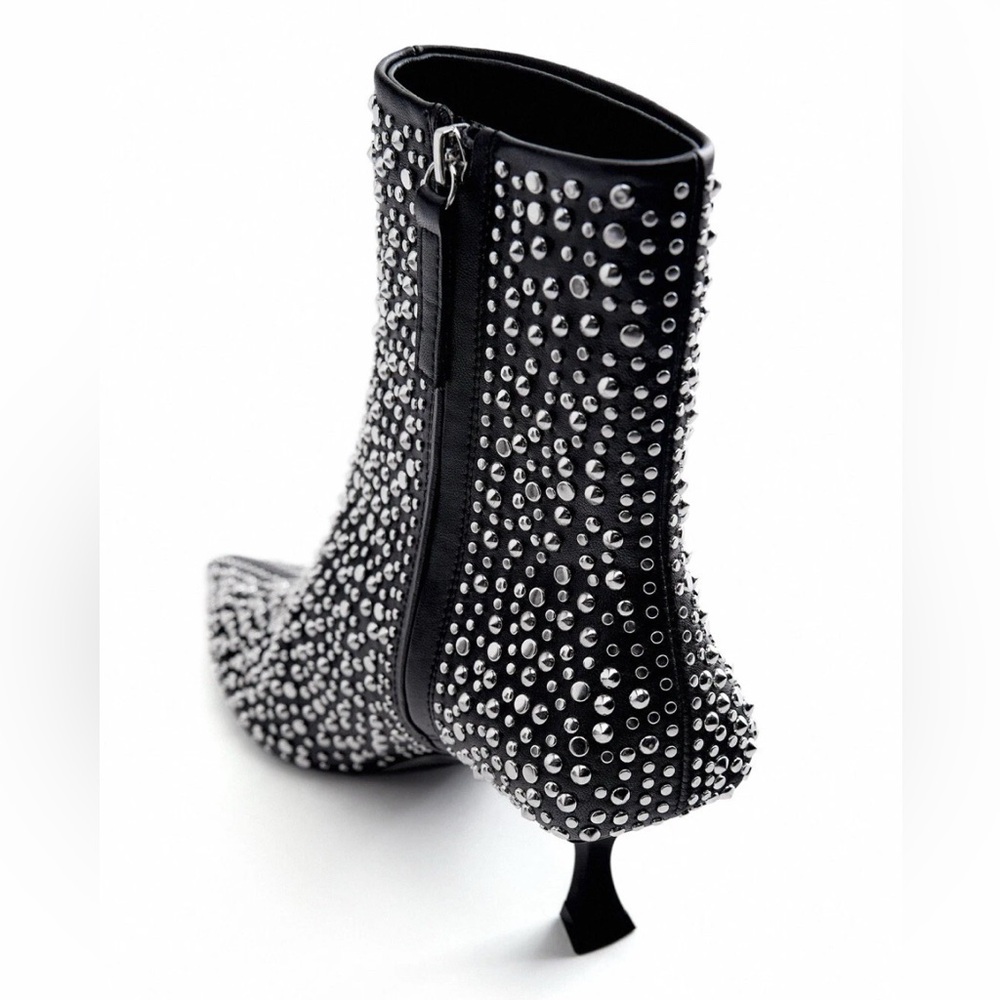 Zara Black Studded  Heeled Ankle Boots - Size 8 - Picture 4 of 16